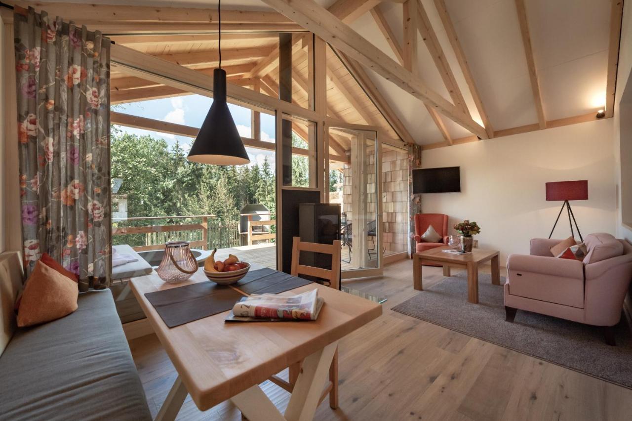 Forstgut - Premium Waldchalets Und Lodge Suiten Regen Exterior photo