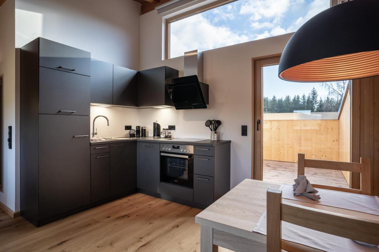 Forstgut - Premium Waldchalets Und Lodge Suiten Regen Exterior photo