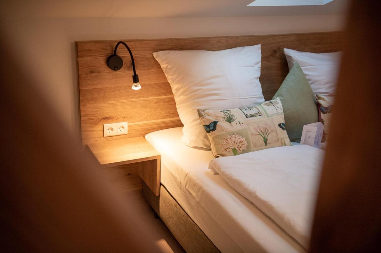 Forstgut - Premium Waldchalets Und Lodge Suiten Regen Exterior photo